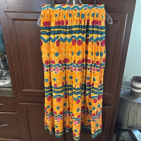 Oscar de la Renta Dresses & Skirts - VTG Miss O By Oscar De La Renta Pleated  Midi Aztec Skirt RUNS SMALL Size 6 Boho